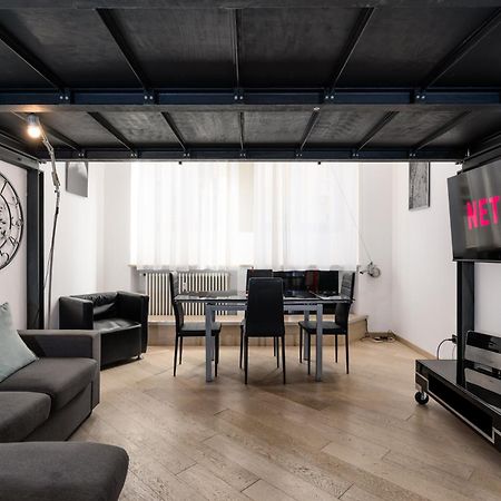 Moderno Loft A 150Mt Dalla Metro "Bernini" Турин Экстерьер фото